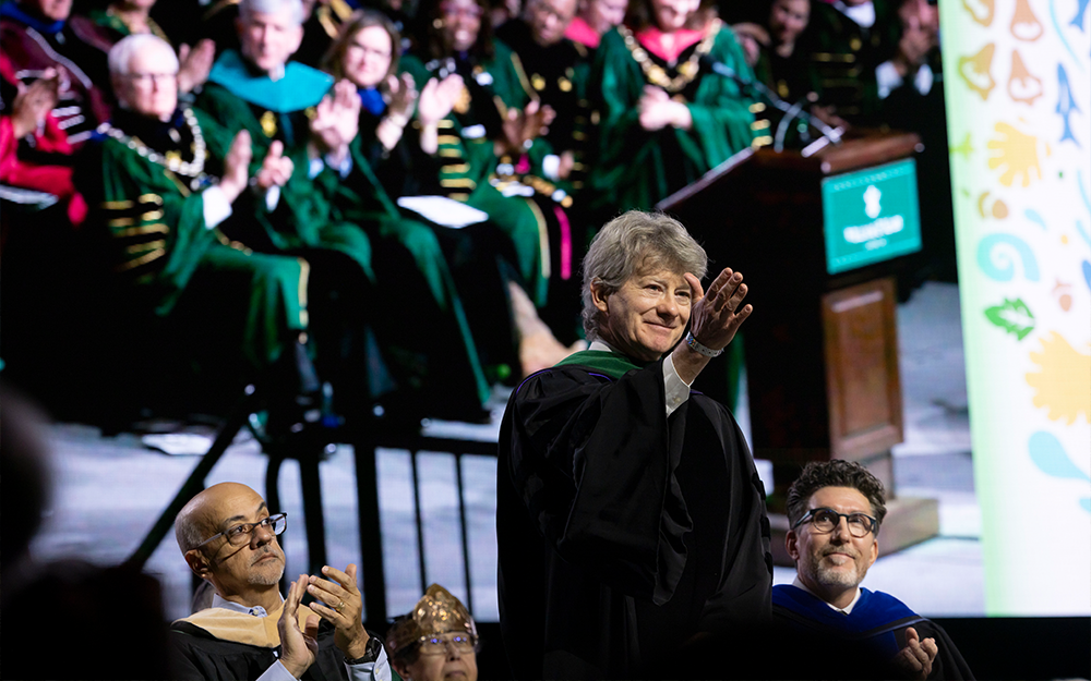 William & Mary alumnus and philanthropist Dr. R. Todd Stravitz.