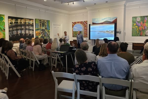 Audience at Shenadoah Valley event listens to presentation about VIMS impact